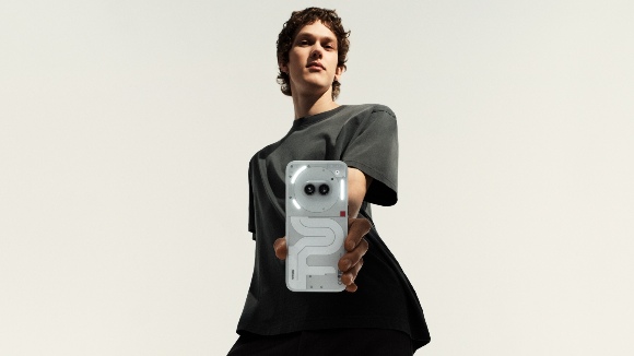 Nothing Phone (2a) Türkiye'de tanıtıldı! İşte fiyatları