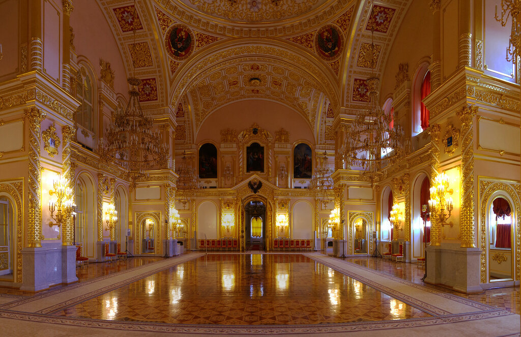 Как выглядит большой кремлевский дворец. Большой Кремлёвский дворец архитектура. Большой Кремлевский дворец (1839-1849). Екатерининский зал БКД.