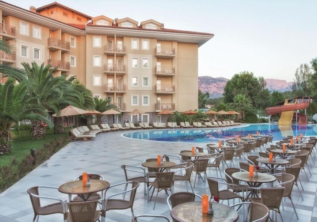 2. Akka Claros Hotel 4*