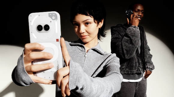 Nothing Phone (2a) Türkiye'de tanıtıldı! İşte fiyatları
