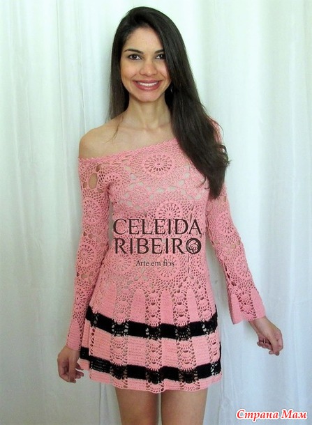 . Розовое мини-платье от Celeida Ribeiro/