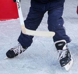  «Единая Россия» соберет в
регионах зимний спортинвентарь для
нуждающихся детей