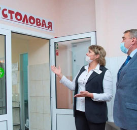 Единороссы Кузбасса предложат
властям скорректировать меню
младшеклассников