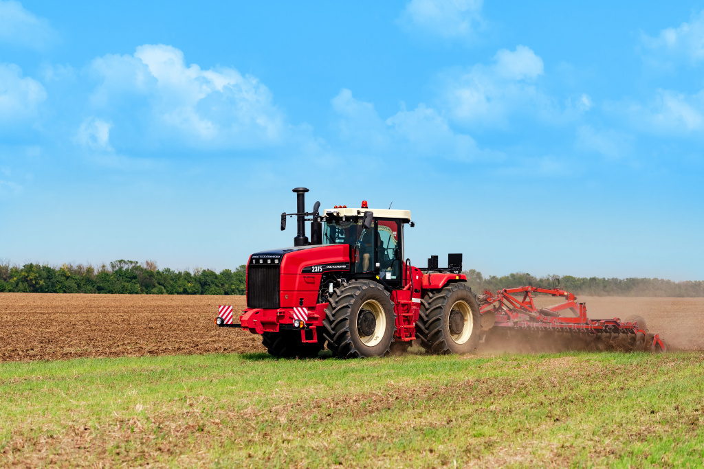 Тракторы 2375 используются в разных агроклиматических условиях 