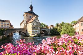 Бамберг: Старая ратуша с мостом, всемирное наследие ЮНЕСКО
